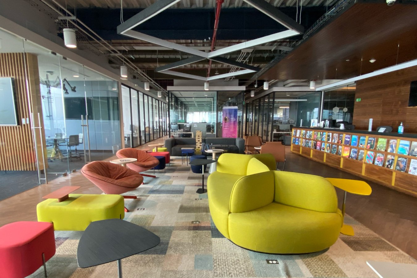 Área común de las oficinas de NMD Comunicación en Ciudad de México